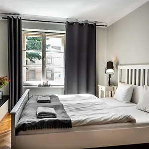 Vandrarhem Flamingo Premium 