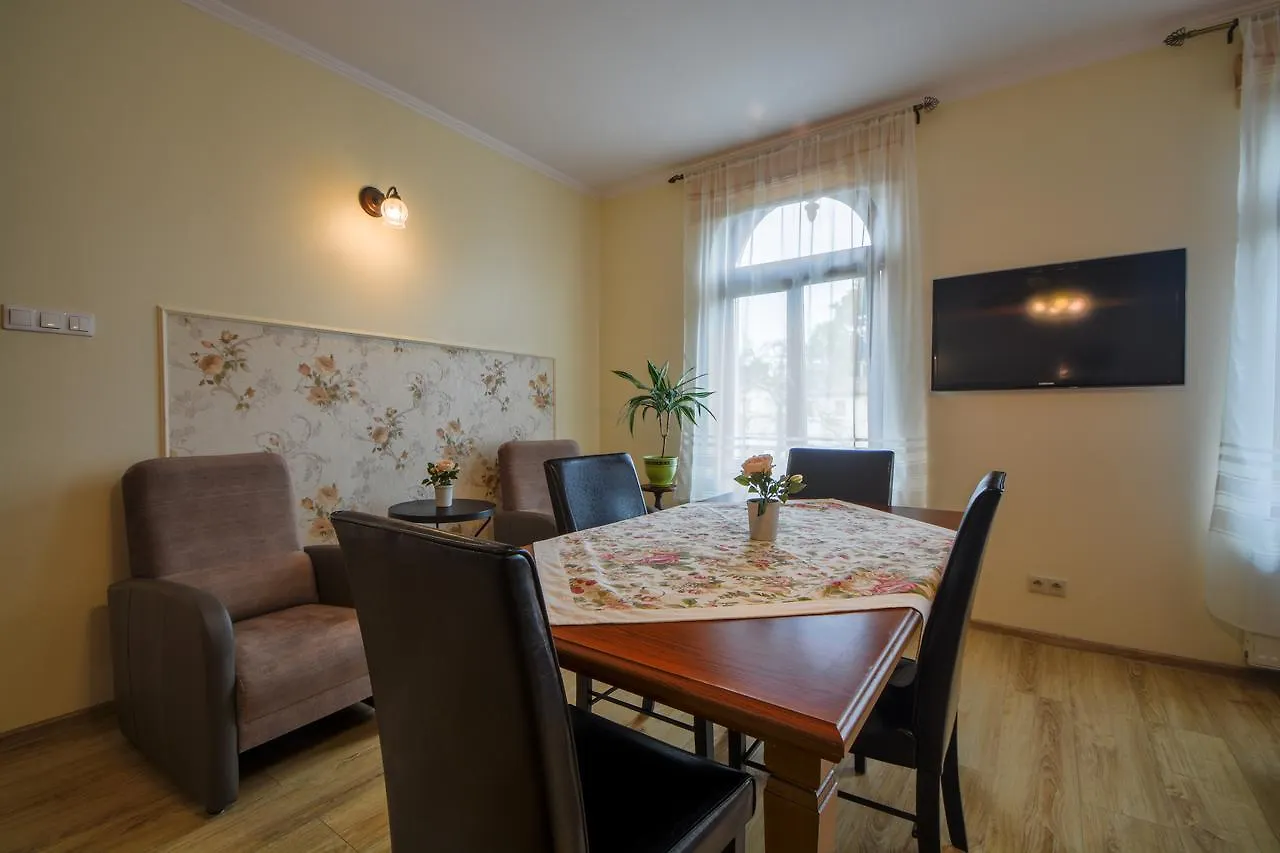 Sopot Roza Apartments 3*,
